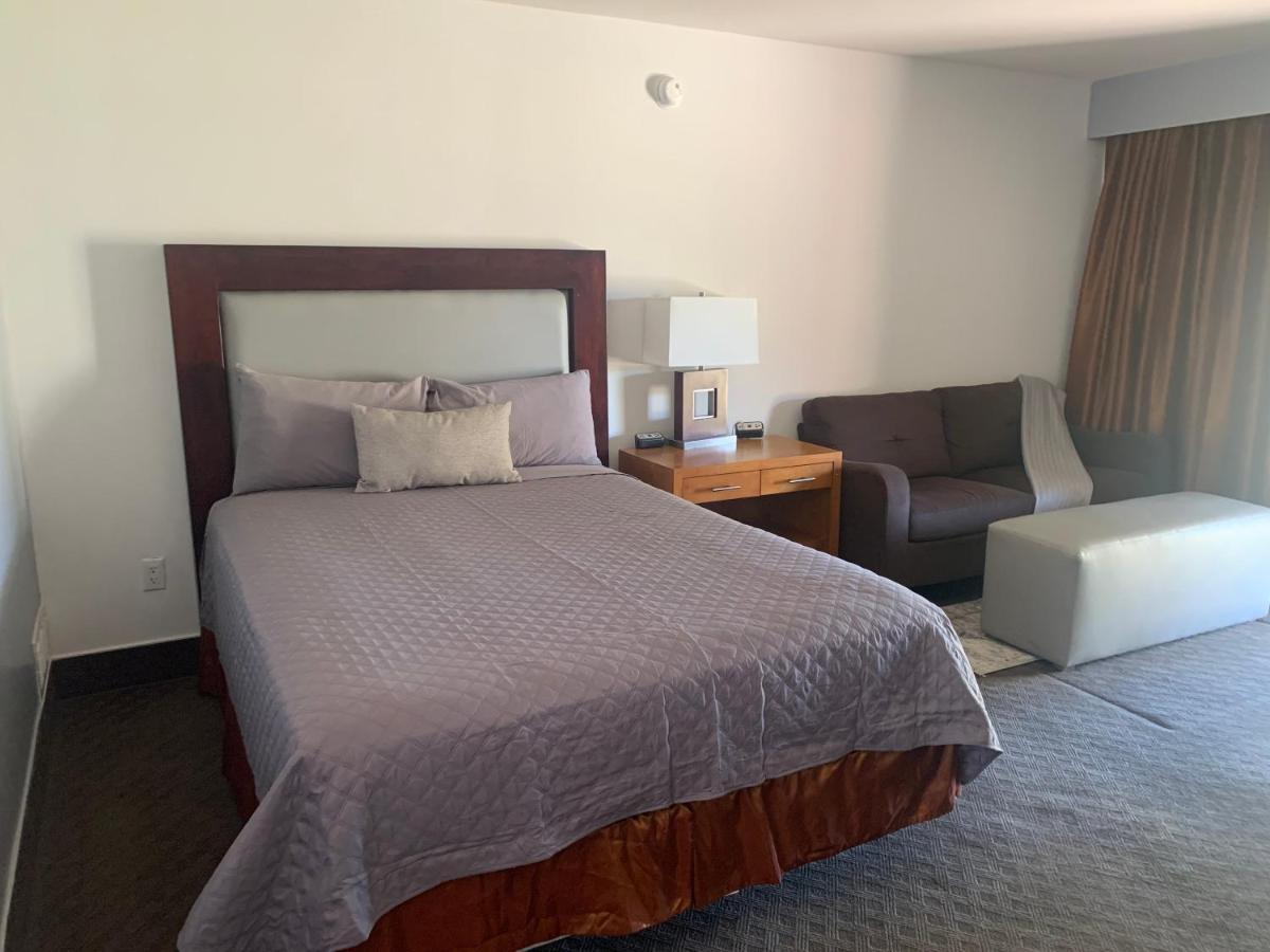 Ramada By Wyndham Holtville Kültér fotó