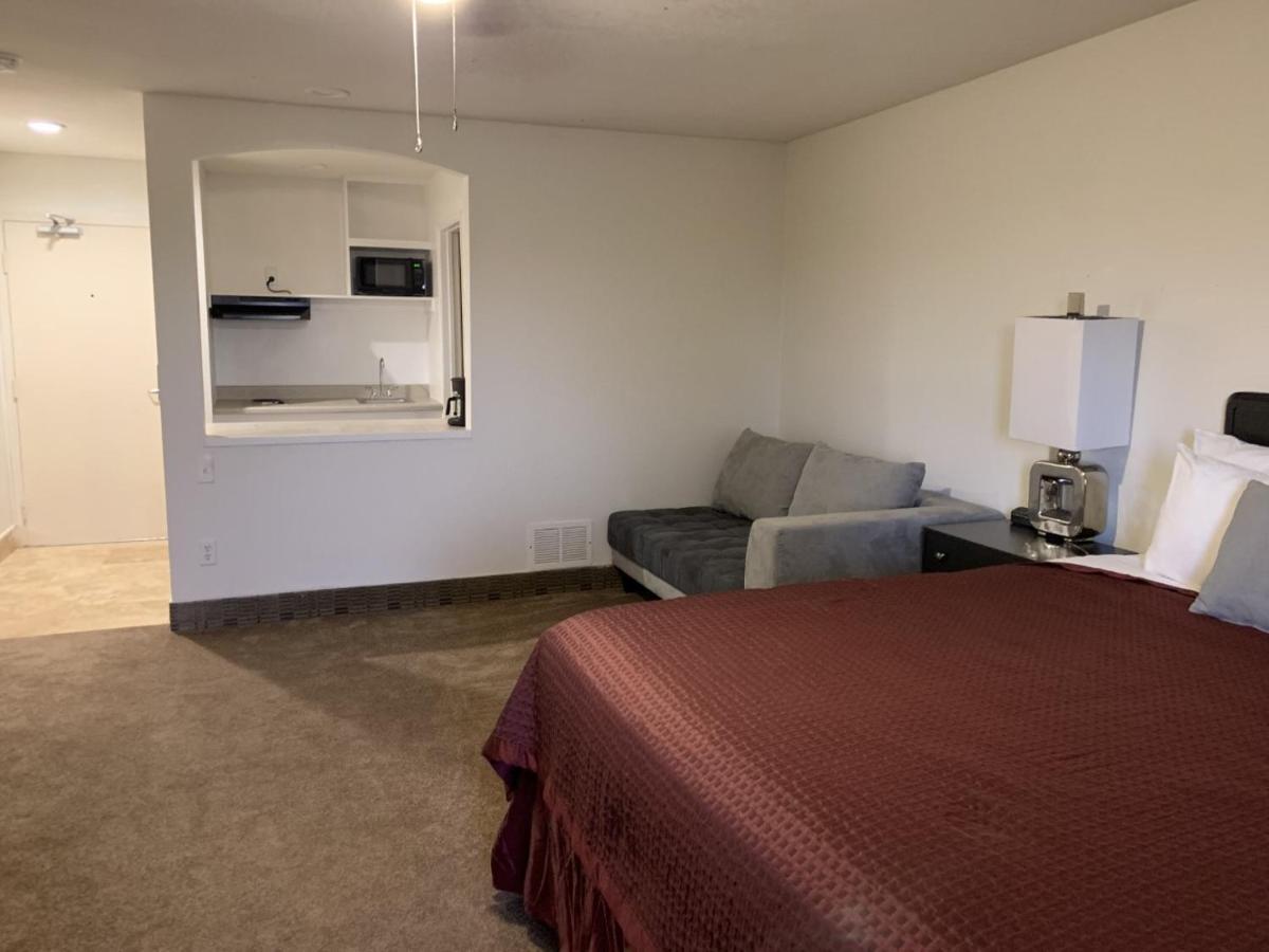 Ramada By Wyndham Holtville Kültér fotó