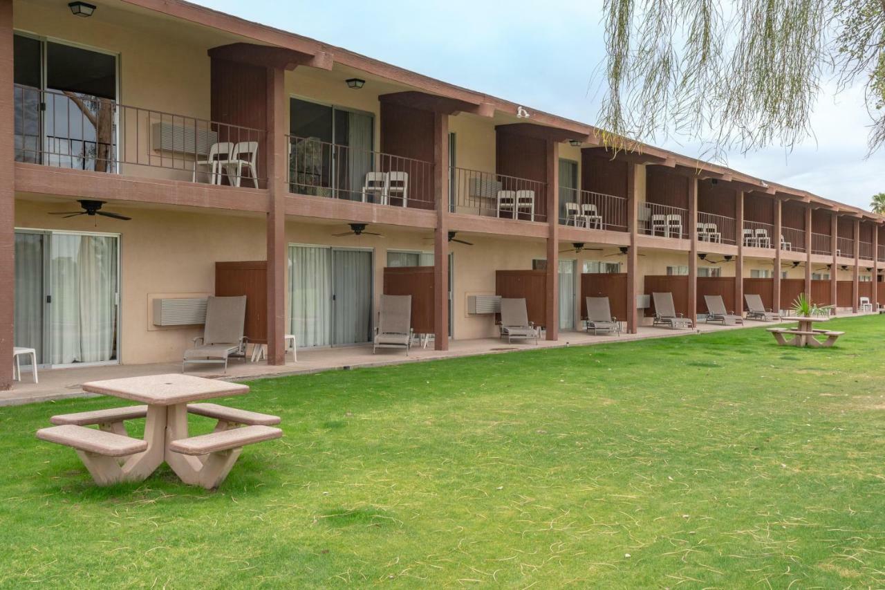 Ramada By Wyndham Holtville Kültér fotó